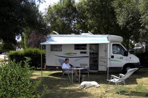 Emplacements camping Le Lomagnol