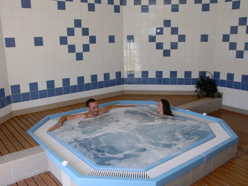 jacuzzi